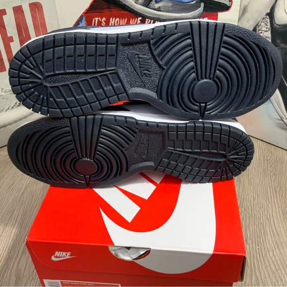 New Nike Dunk Low Georgetown GS Sizes 5.5Y/7W CW1590-004 - Picture 10 of 12